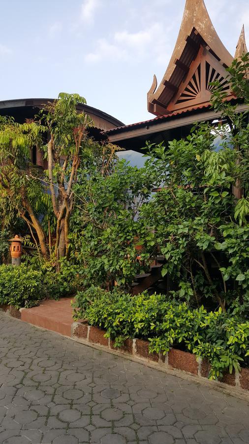 Ruean Mai Chai Khlong Amphawa Exterior photo
