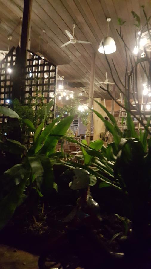 Ruean Mai Chai Khlong Amphawa Exterior photo