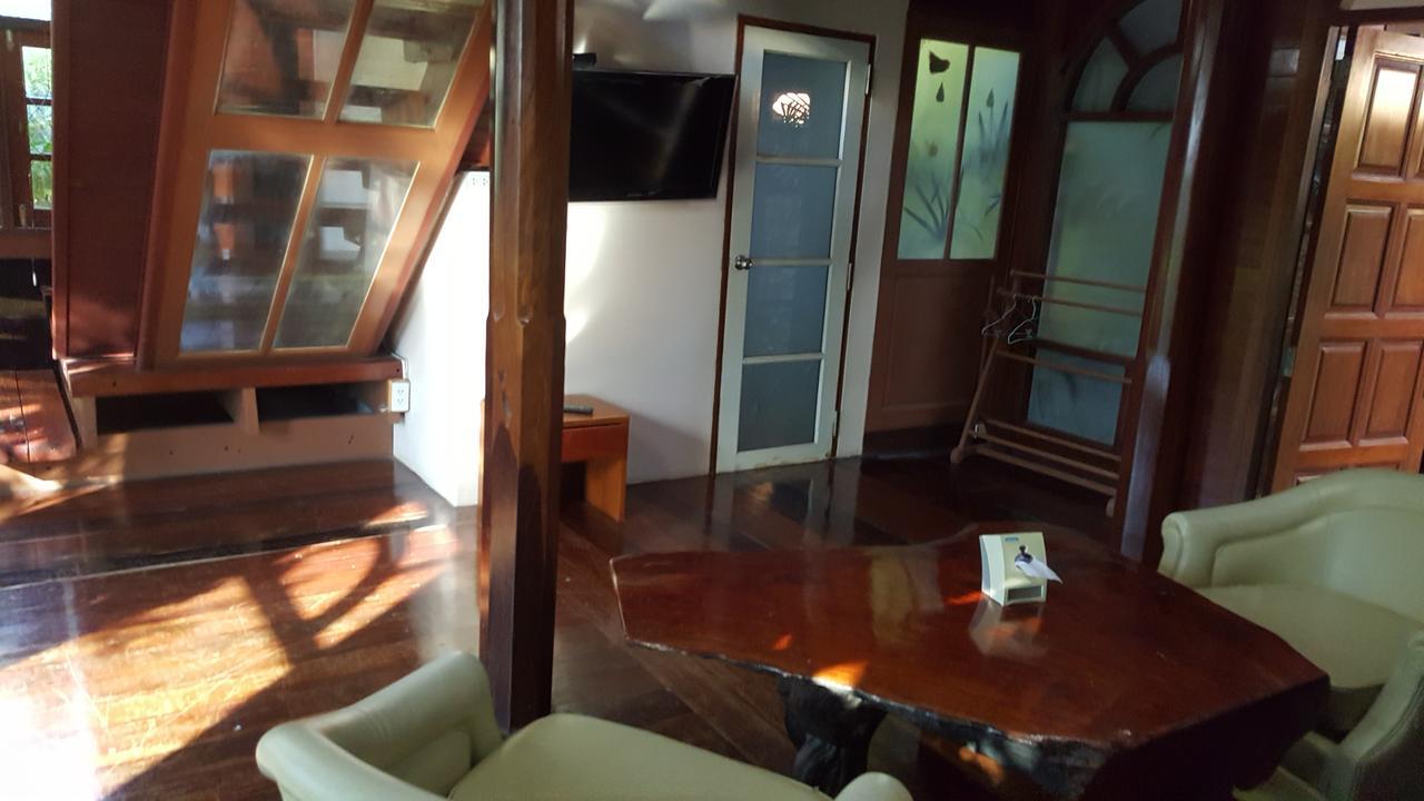 Ruean Mai Chai Khlong Amphawa Exterior photo