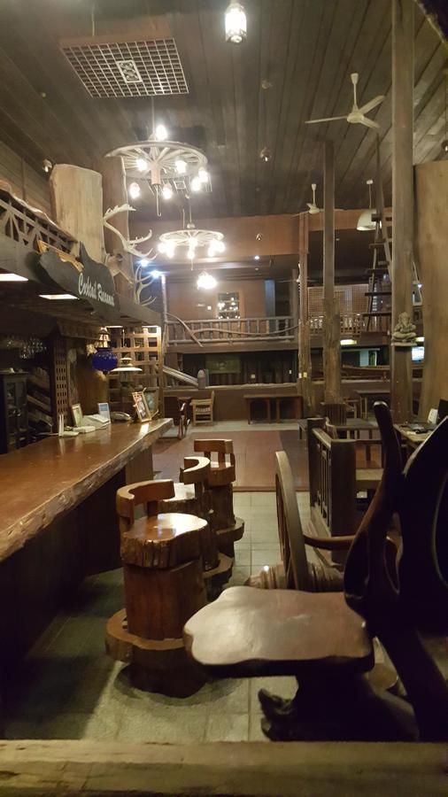 Ruean Mai Chai Khlong Amphawa Exterior photo